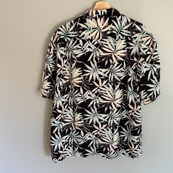 Vintage silk Men’s Tropical Hawaiian Button Down shirt - XL Tall - Picture 2 of 7